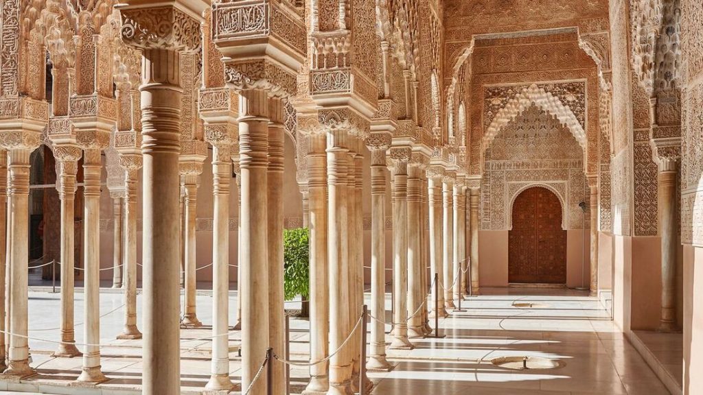 Architecture du château de l'Alhambra