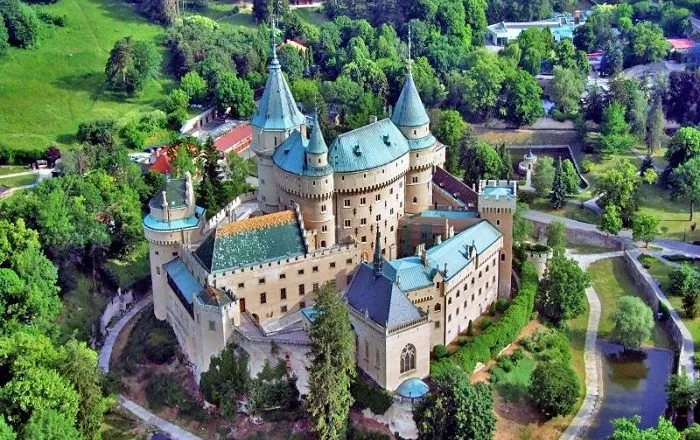 Besuchen Sie das Schloss Bojnice