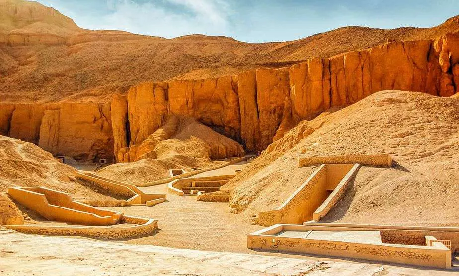 Teto pintado do túmulo